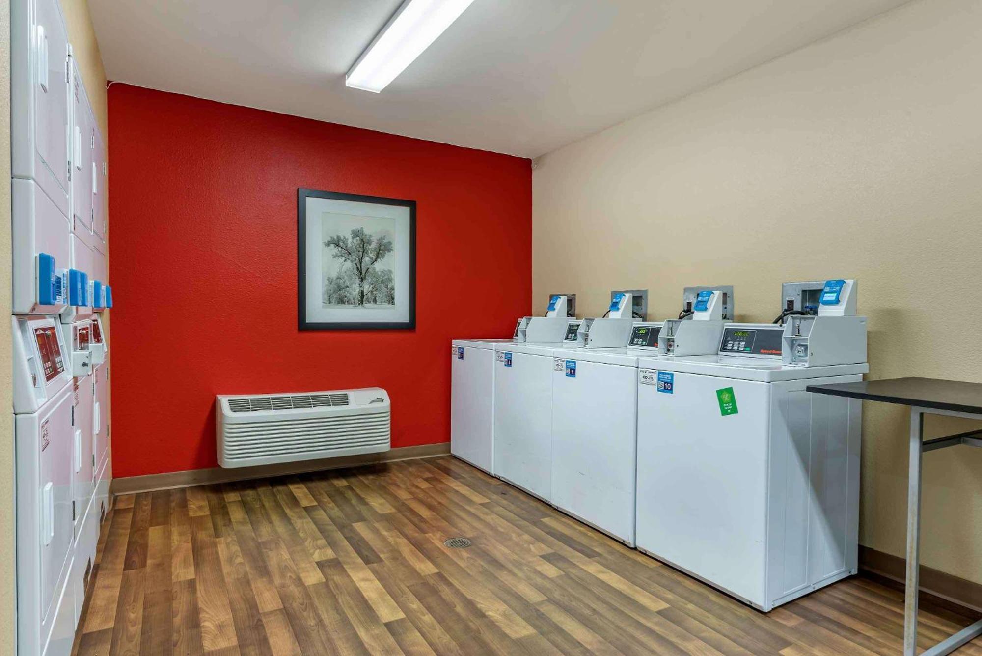 Extended Stay America Suites - Sacramento - Уест Сакраменто Екстериор снимка