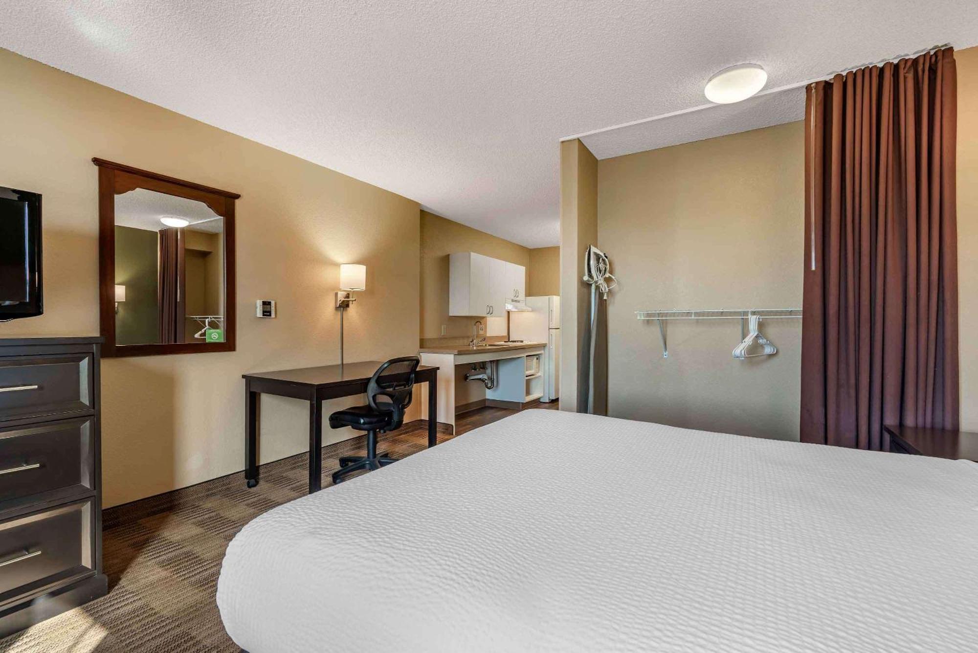 Extended Stay America Suites - Sacramento - Уест Сакраменто Екстериор снимка