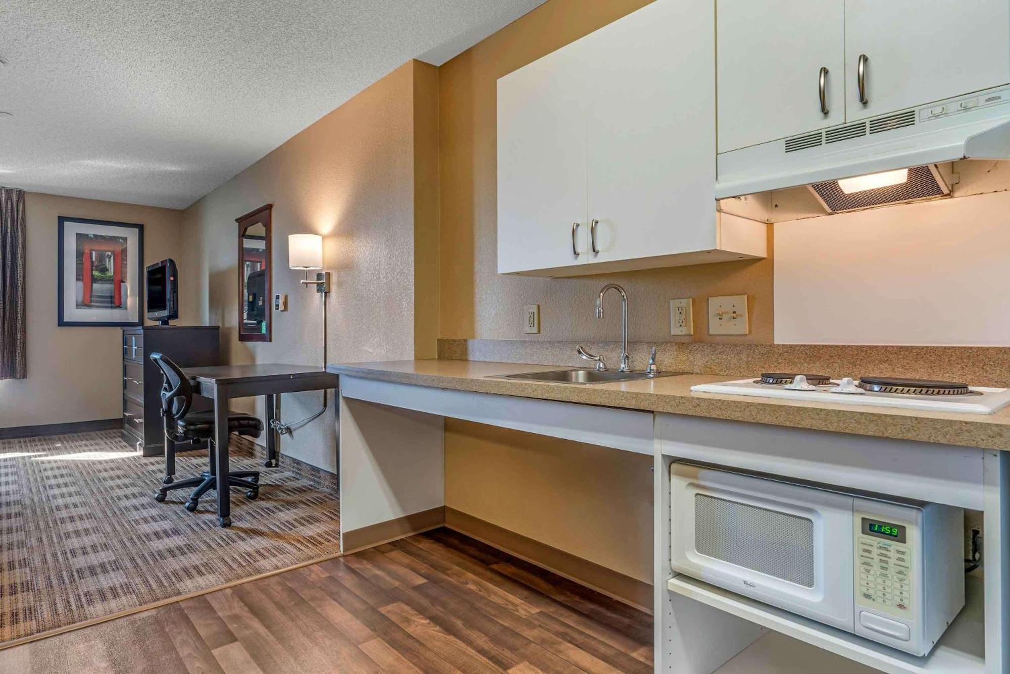 Extended Stay America Suites - Sacramento - Уест Сакраменто Екстериор снимка